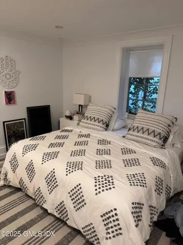 65 Sherwood Place Greenwich CT 06830