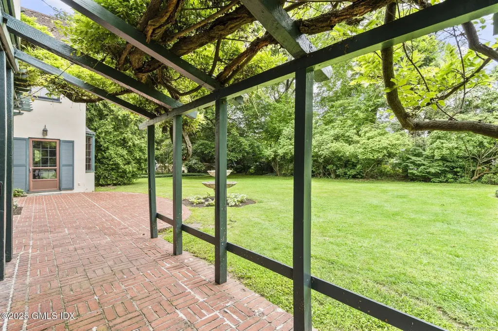 20 Cook Road Stamford CT 06902