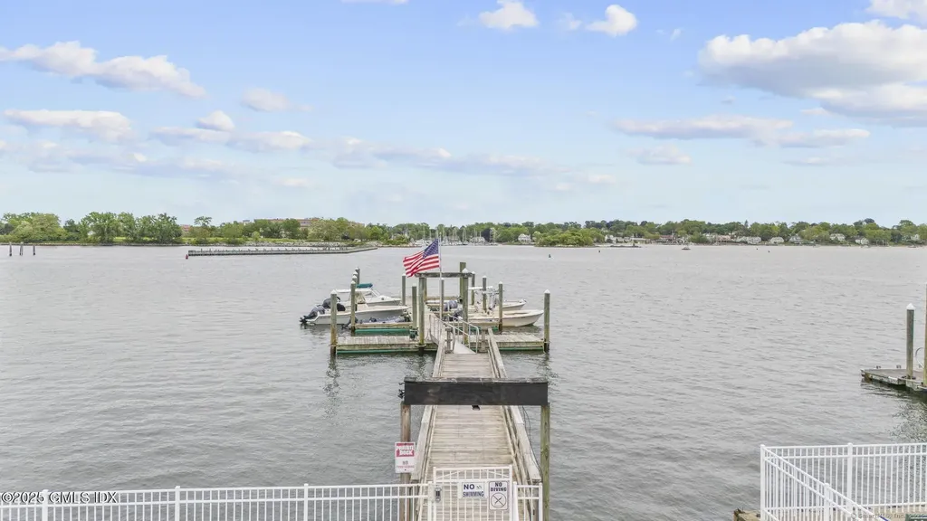 20 Cook Road Stamford CT 06902