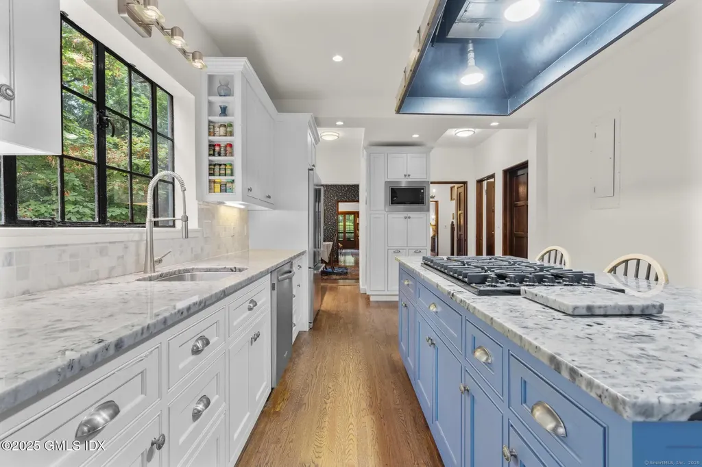 20 Cook Road Stamford CT 06902