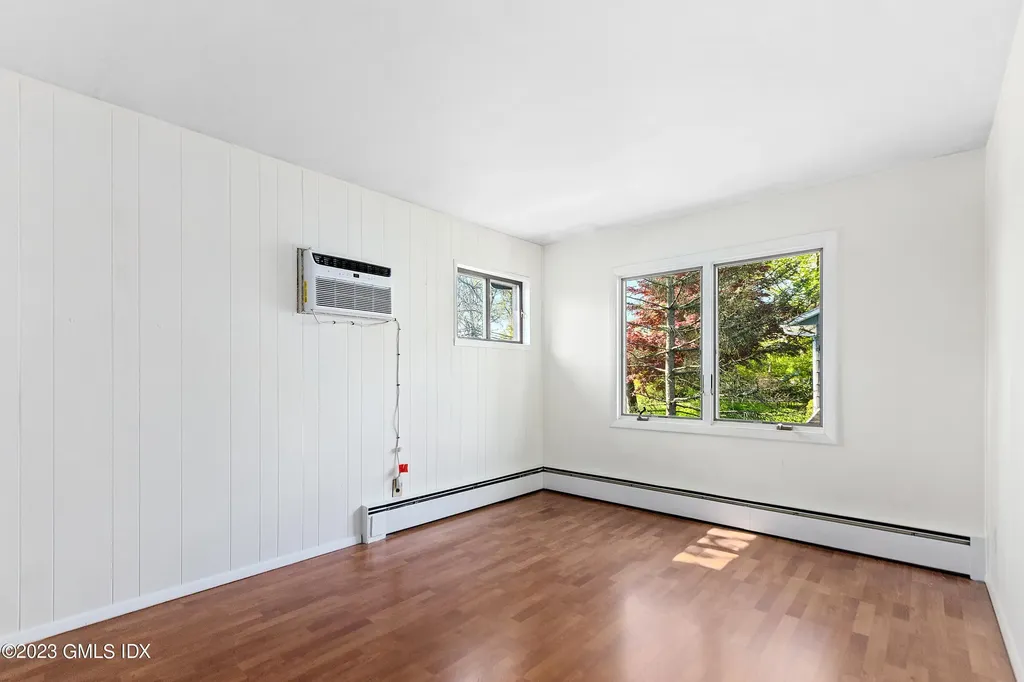 2 Walker Court Greenwich CT 06831