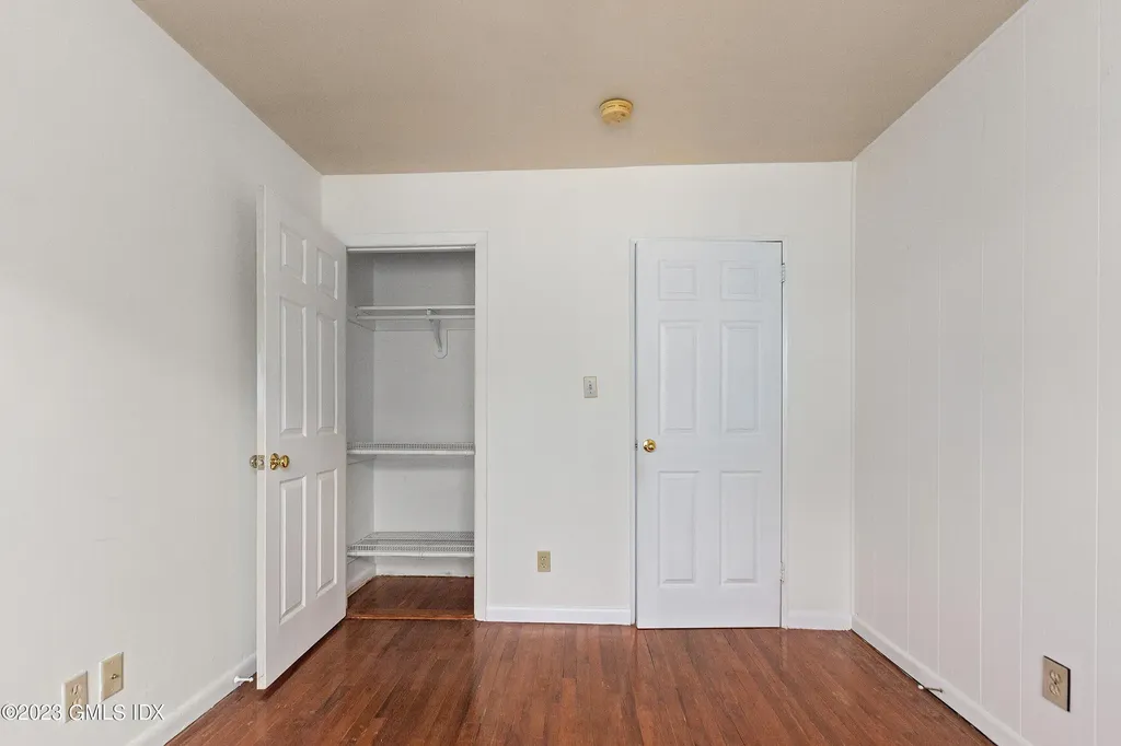 2 Walker Court Greenwich CT 06831