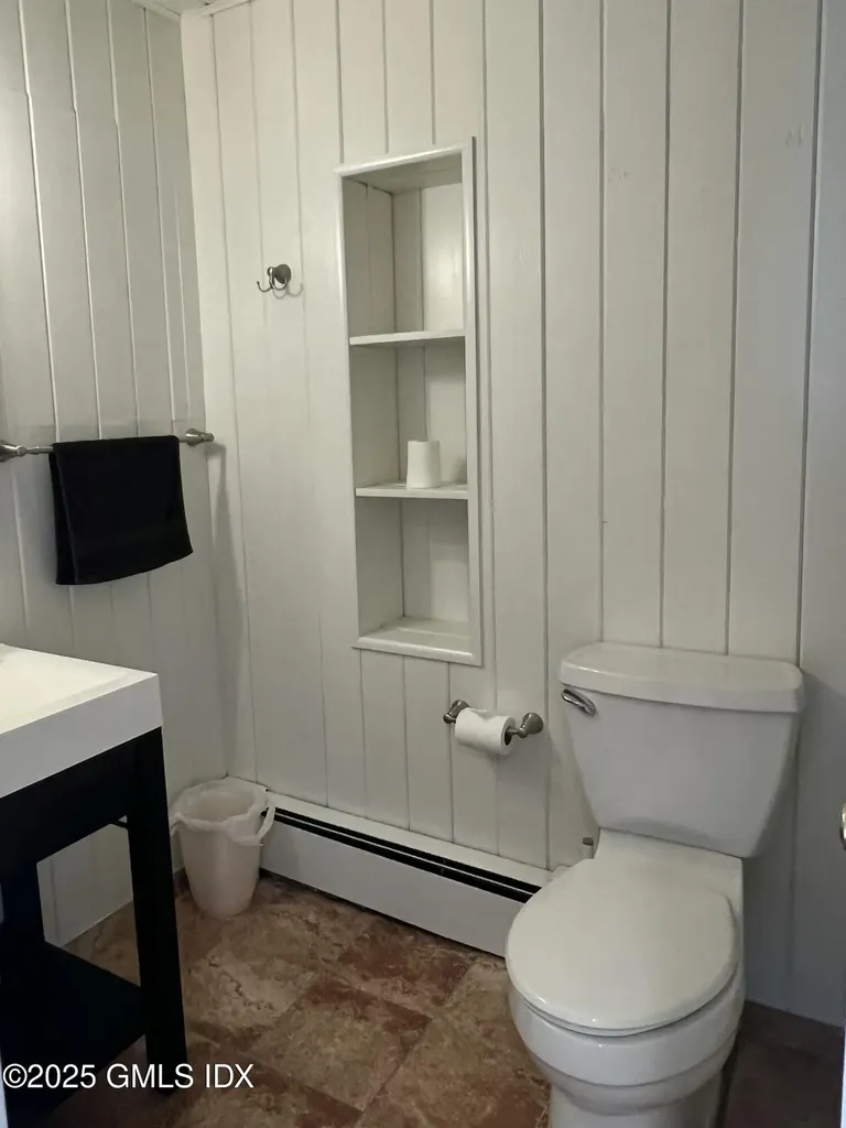 2 Walker Court Greenwich CT 06831