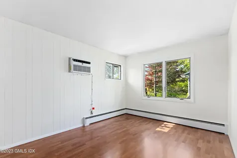 2 Walker Court Greenwich CT 06831