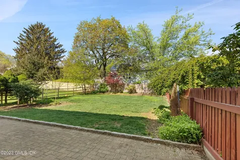 2 Walker Court Greenwich CT 06831