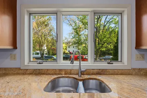 2 Walker Court Greenwich CT 06831