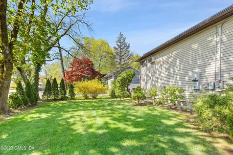 2 Walker Court Greenwich CT 06831