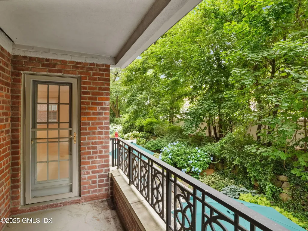 20 Church Street Greenwich CT 06830