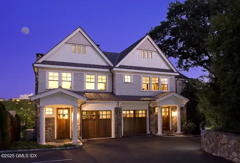 19 Woodland Drive Greenwich CT 06830