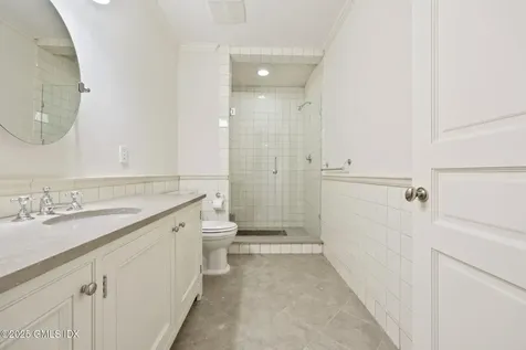 19 Woodland Drive Greenwich CT 06830