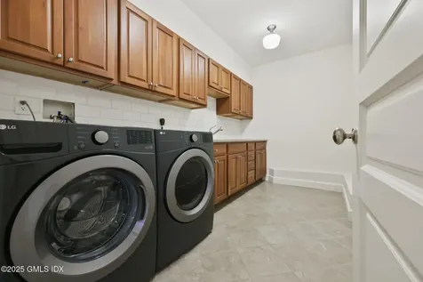 19 Woodland Drive Greenwich CT 06830