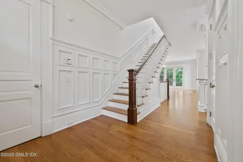 19 Woodland Drive Greenwich CT 06830