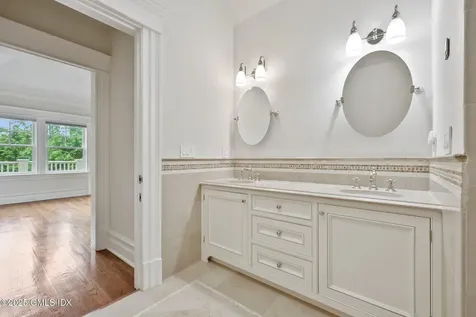 19 Woodland Drive Greenwich CT 06830