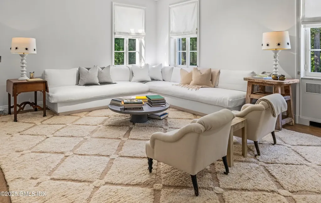 104 Dans Highway New Canaan CT 06840