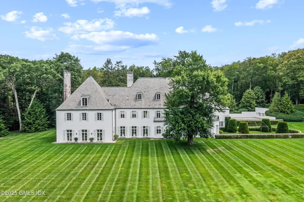 104 Dans Highway New Canaan CT 06840