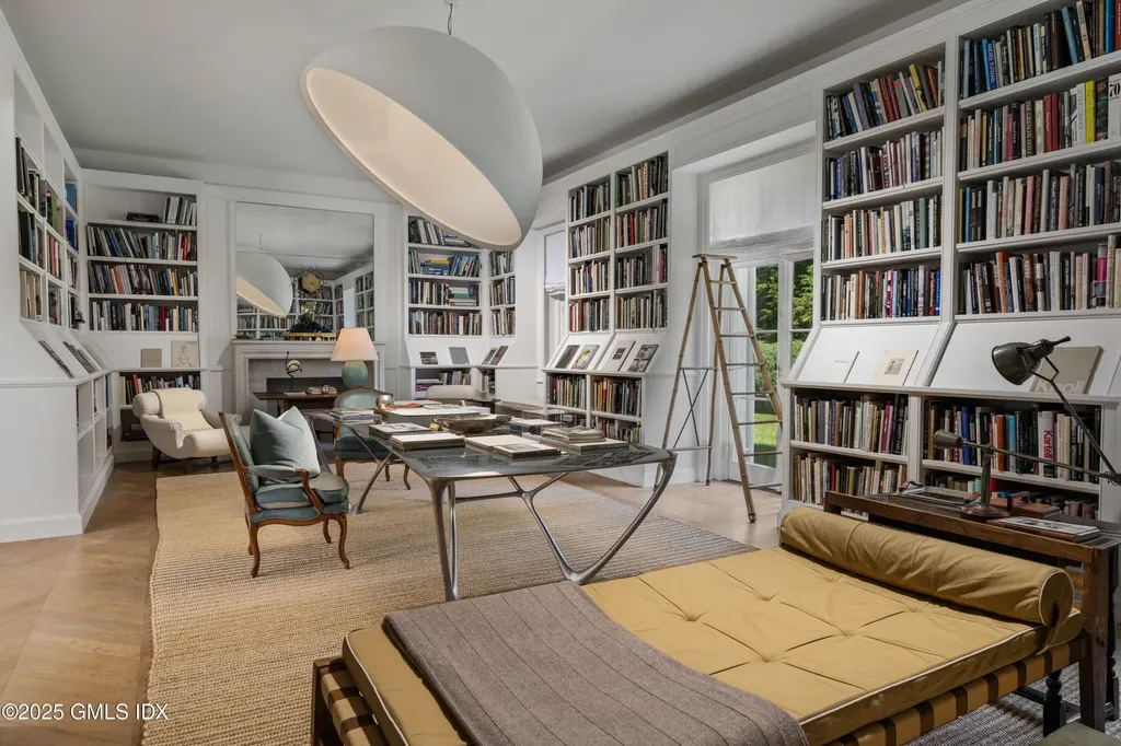 104 Dans Highway New Canaan CT 06840