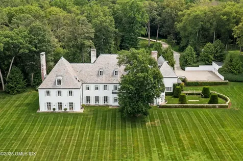 104 Dans Highway New Canaan CT 06840