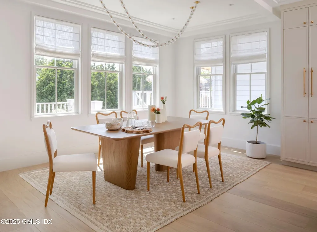 21 Ridge Street Greenwich CT 06830