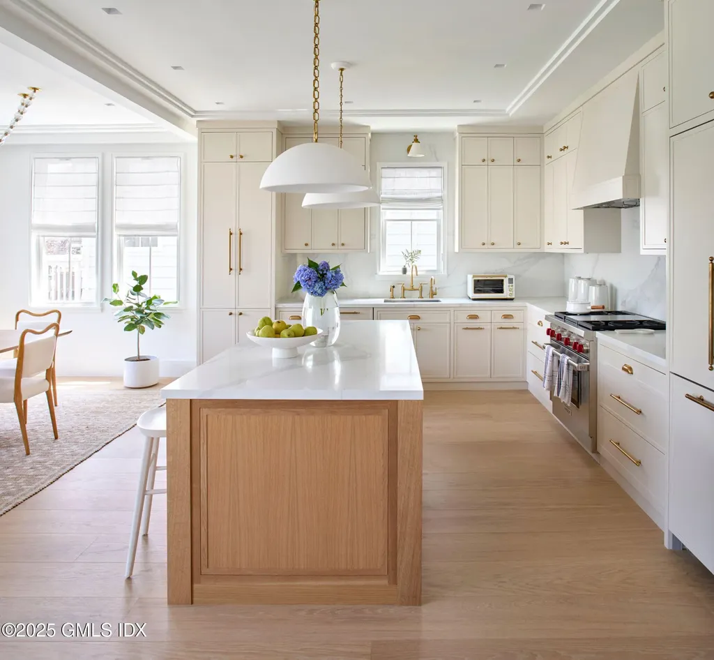 21 Ridge Street Greenwich CT 06830