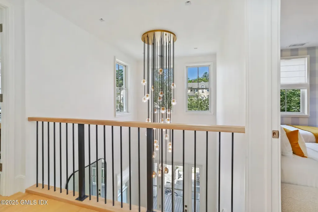 21 Ridge Street Greenwich CT 06830