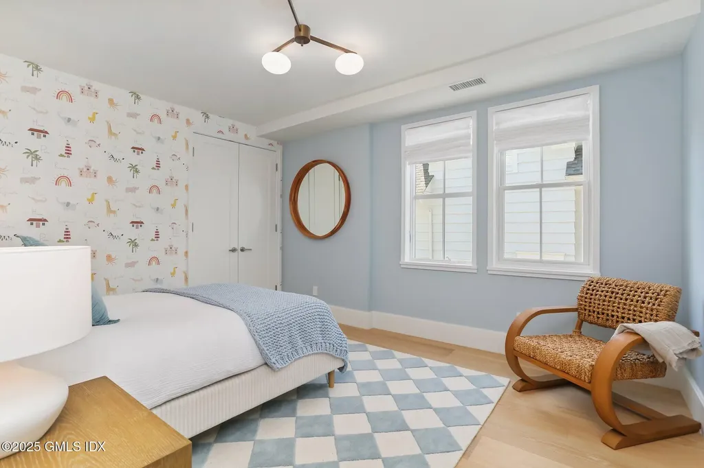 21 Ridge Street Greenwich CT 06830