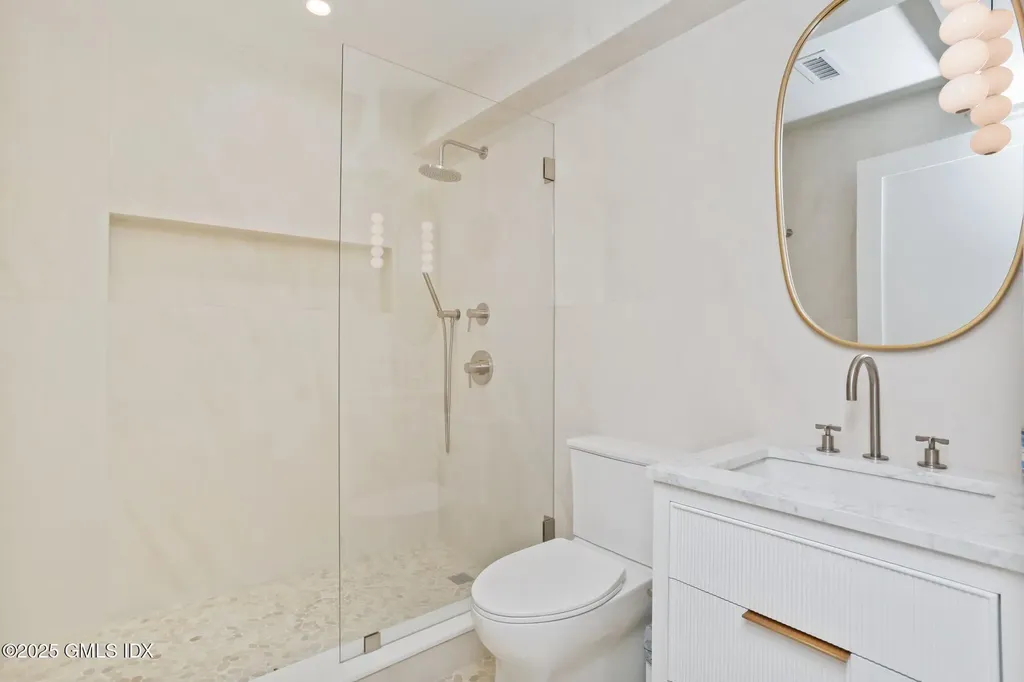 21 Ridge Street Greenwich CT 06830