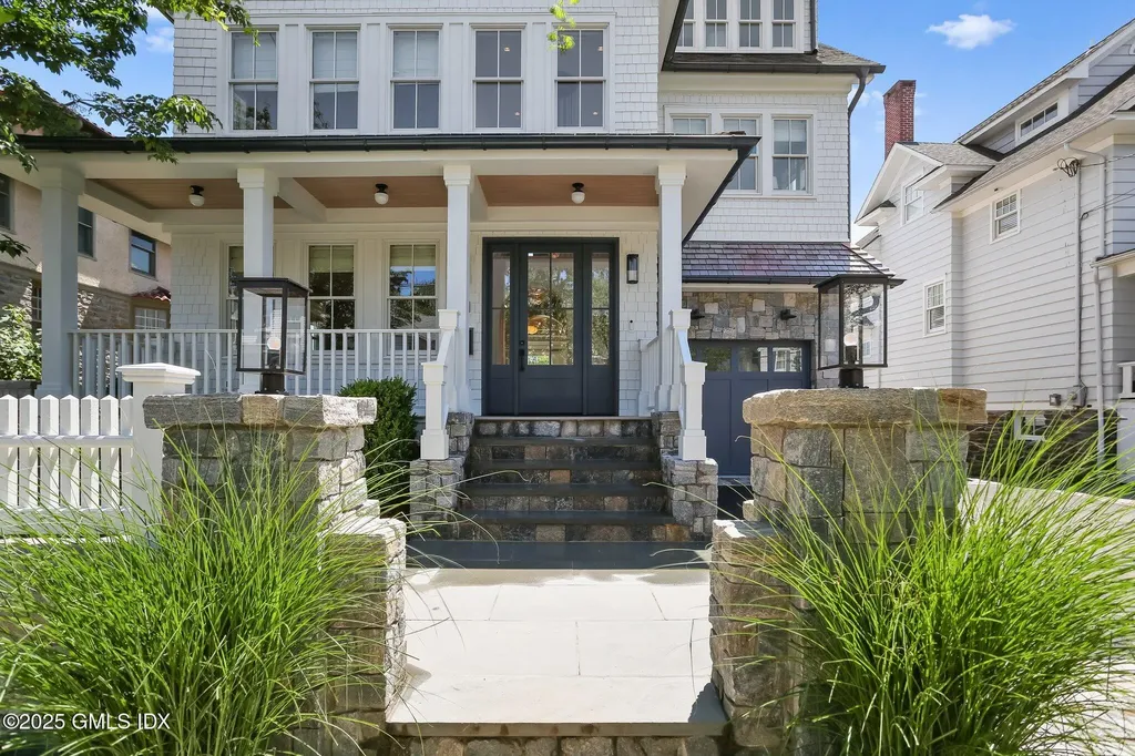 21 Ridge Street Greenwich CT 06830