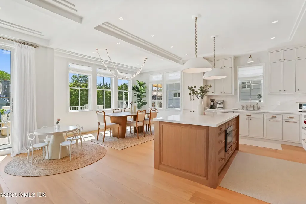 21 Ridge Street Greenwich CT 06830