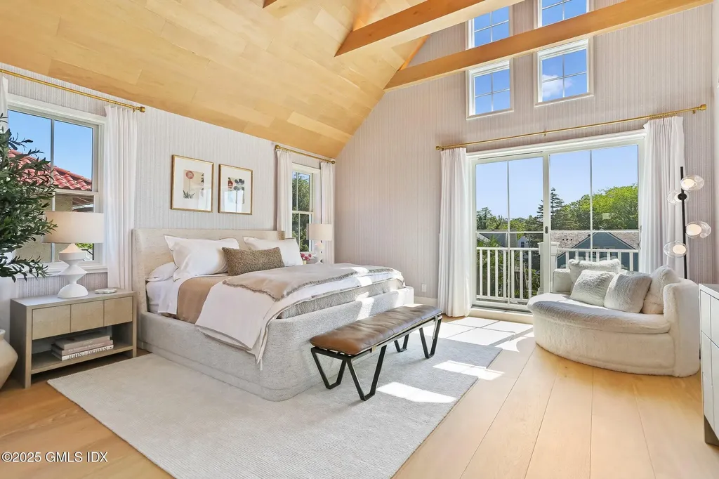 21 Ridge Street Greenwich CT 06830