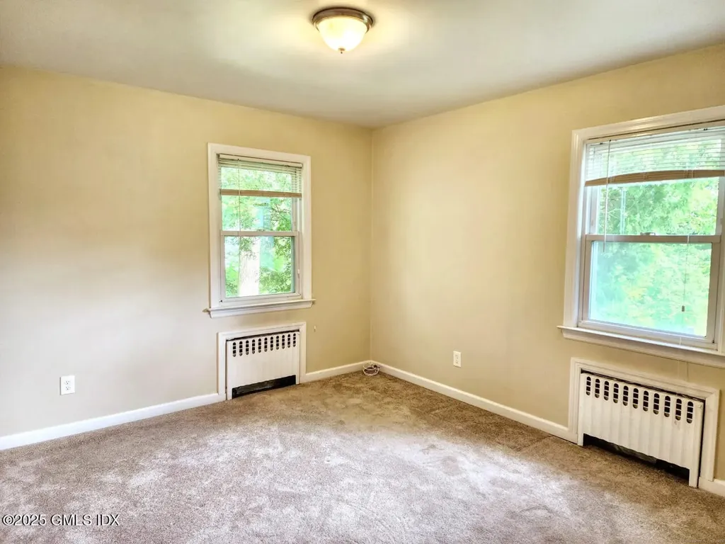 182 Turner Road Stamford CT 06905