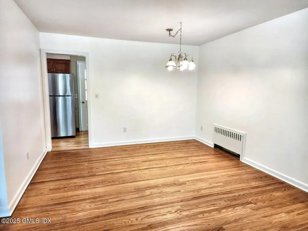 182 Turner Road Stamford CT 06905