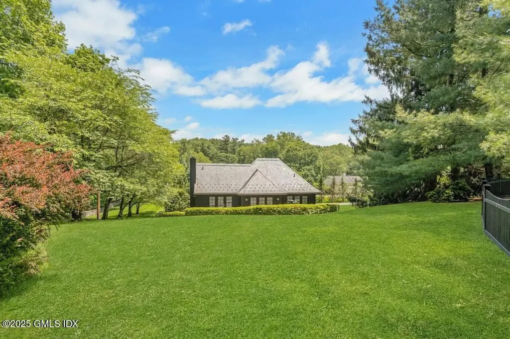 176 Bedford Road Greenwich CT 06831