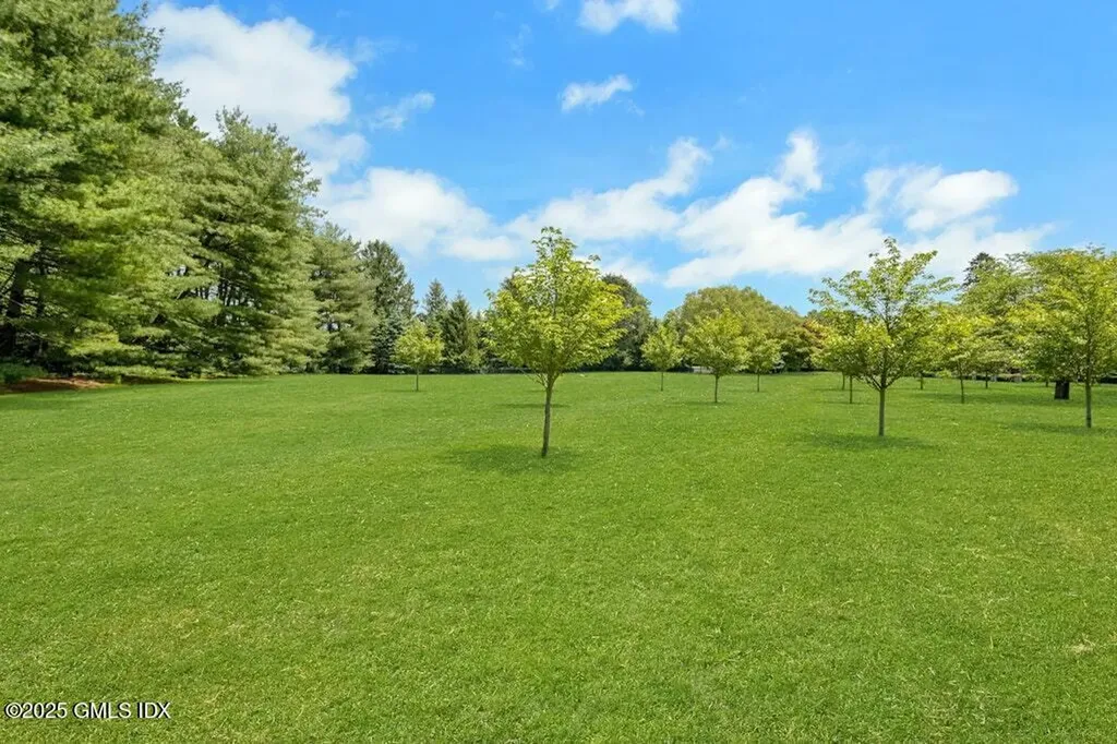 176 Bedford Road Greenwich CT 06831