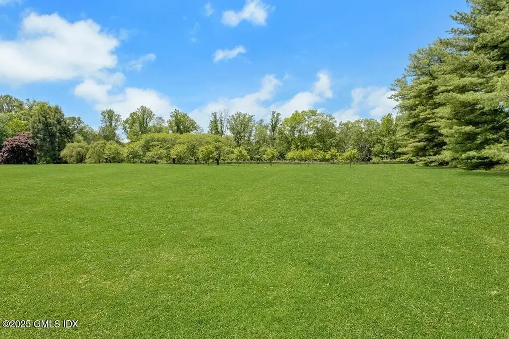 176 Bedford Road Greenwich CT 06831