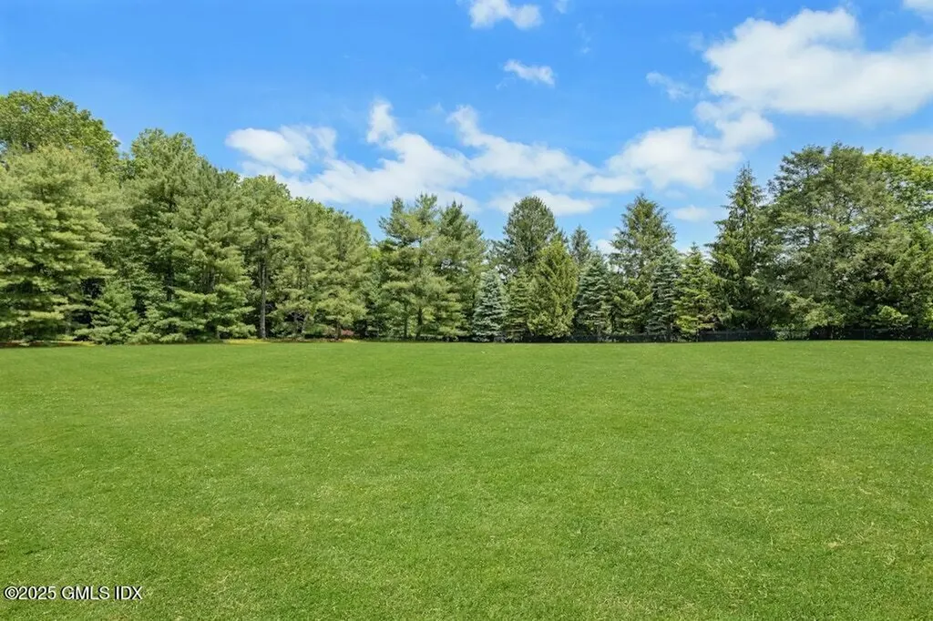 176 Bedford Road Greenwich CT 06831