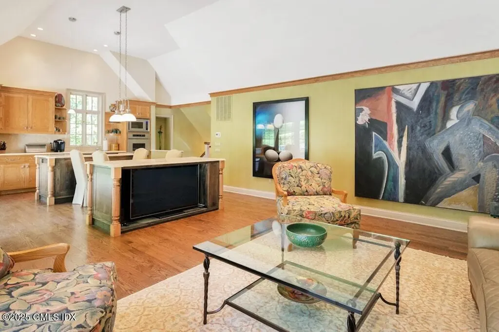 176 Bedford Road Greenwich CT 06831