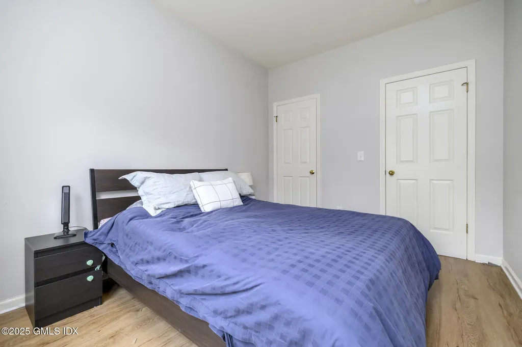 51 Old Kings Highway Old Greenwich CT 06870