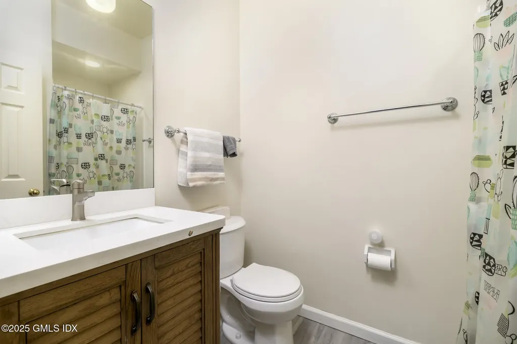 51 Old Kings Highway Old Greenwich CT 06870