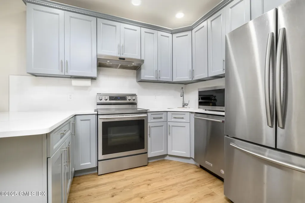51 Old Kings Highway Old Greenwich CT 06870
