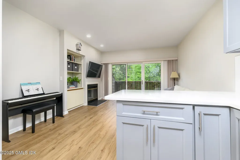 51 Old Kings Highway Old Greenwich CT 06870