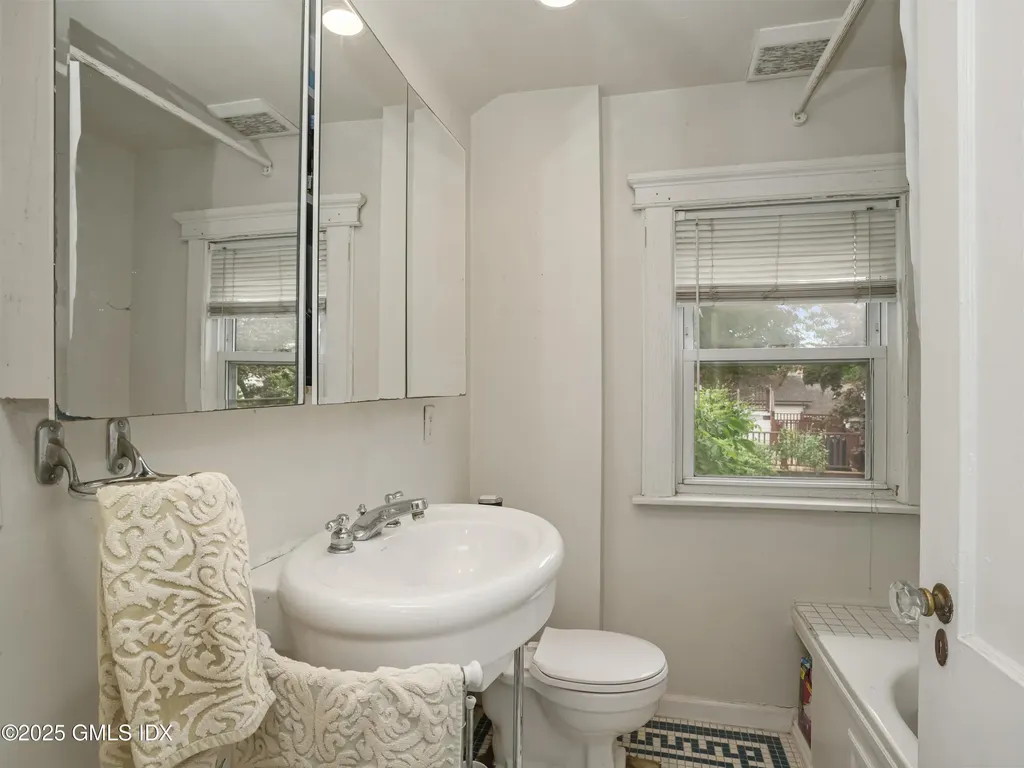 58 Riverdale Avenue Greenwich CT 06831