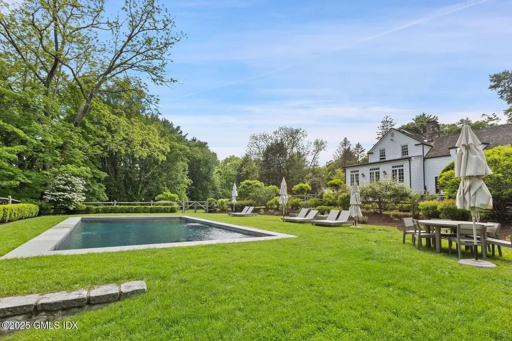 331 Round Hill Road Greenwich CT 06831