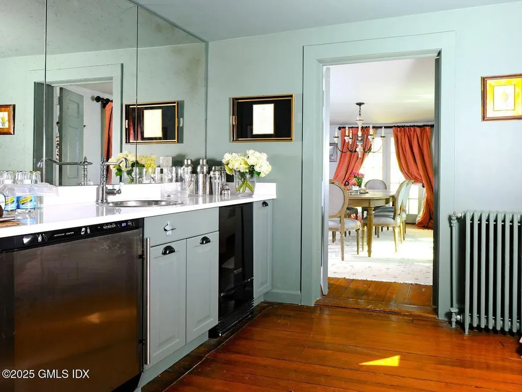 331 Round Hill Road Greenwich CT 06831