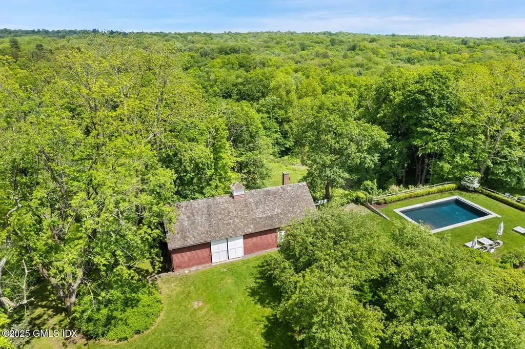 331 Round Hill Road Greenwich CT 06831