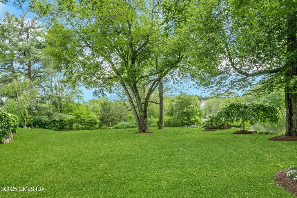 30 Buckfield Lane Greenwich CT 06831