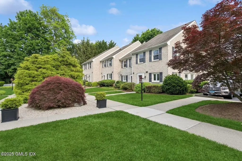 25 Indian Harbor Drive Greenwich CT 06830