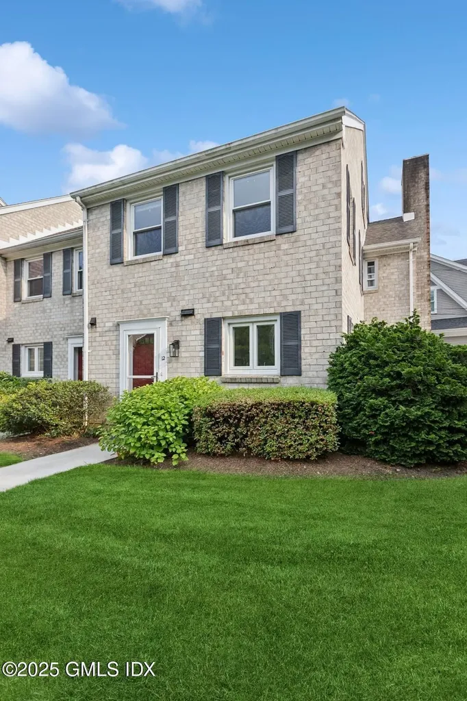 25 Indian Harbor Drive Greenwich CT 06830