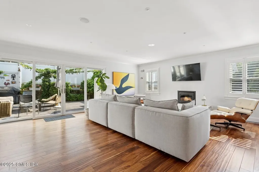 25 Indian Harbor Drive Greenwich CT 06830