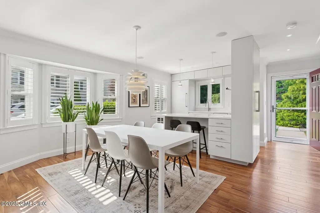 25 Indian Harbor Drive Greenwich CT 06830