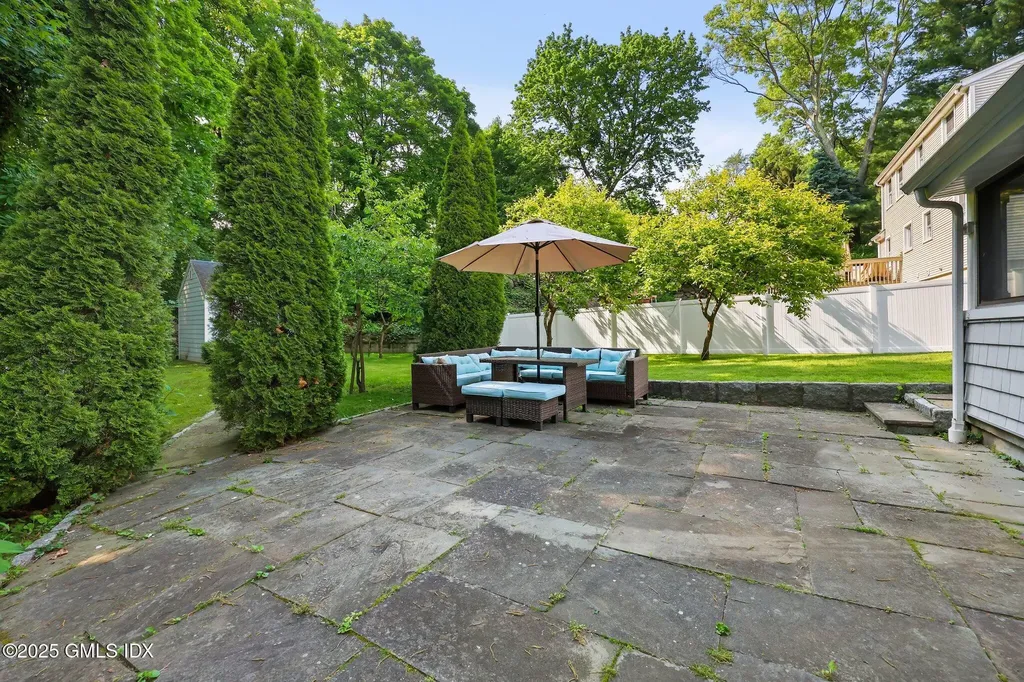 31 Homestead Road Greenwich CT 06831